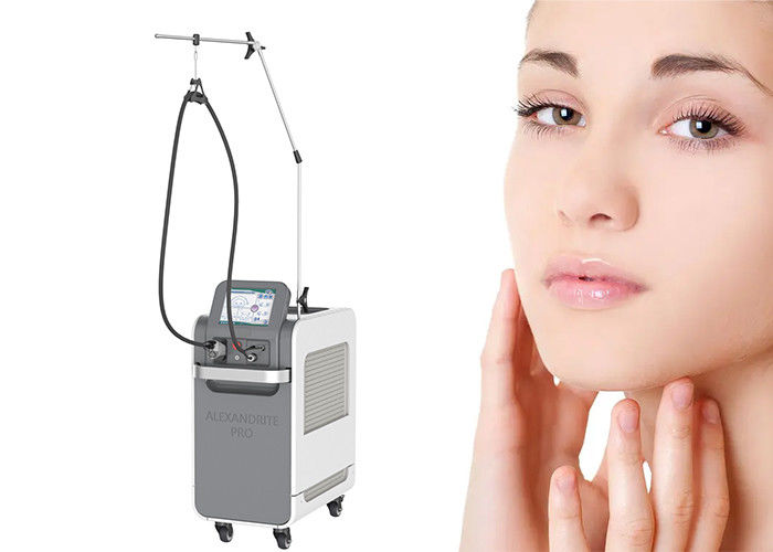 Enfriamiento apacible del Alexandrite DCD Cryo del Nd Yag 1064nm Max Pro Laser Machine 755nm