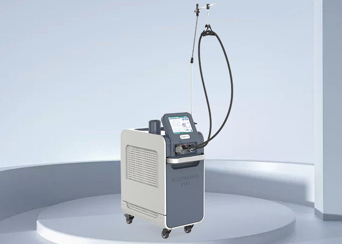 Favorable retiro profesional del pelo del laser de G.E.N.T.L.E-M.A.X con frecuencia del pulso 10hz